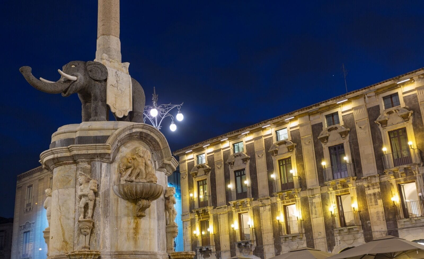 Exterior & Views, Le suites del duomo house, Catania