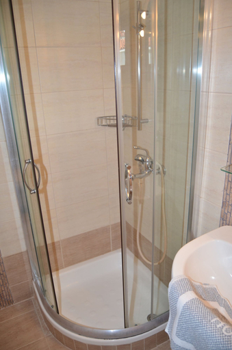 Bathroom 4, Hotel Rigakis, Central Macedonia