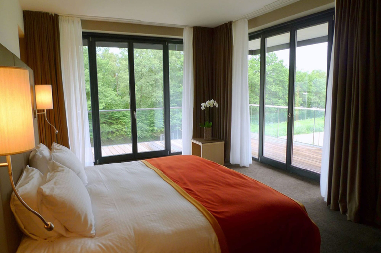 Bedroom 23