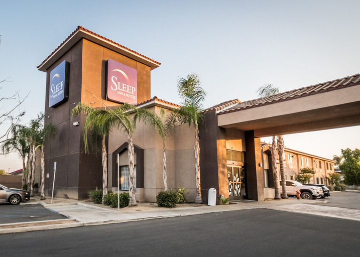 Exterior & Views 2, Sleep Inn & Suites Bakersfield North, Kern