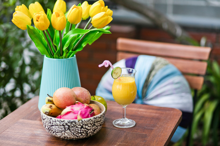 Food & Drinks 10