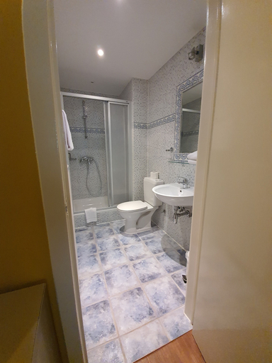 Bathroom 5, Hotel Midi - Zuid, Bruxelles