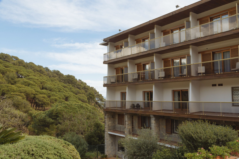 Exterior & Views 2, Hotel Santa Marta, Girona
