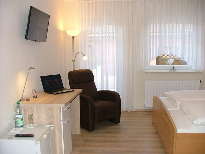 Bedroom 3, Hotel Garni Thule, Wittmund