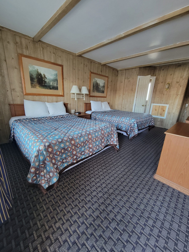 Bedroom 4, Townhouse Motel, Inyo