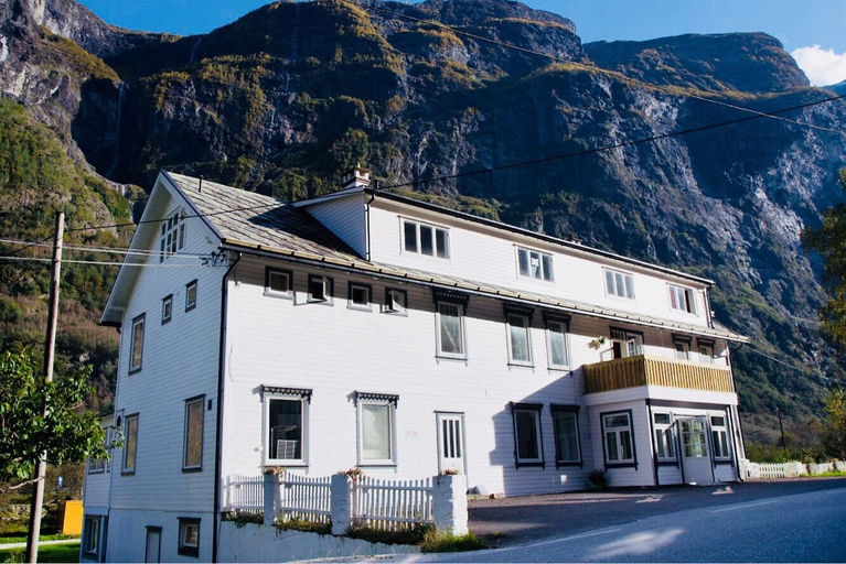 Exterior & Views 2, Gudvangen Budget Hotel, Aurland