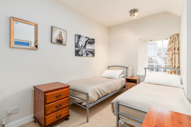 Bedroom 3, Silver Lining - Cottage by the sea, Edinburgh