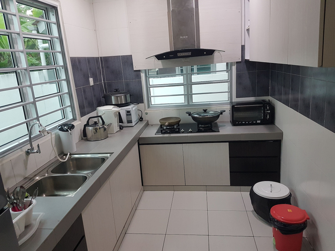 Others 4, Sitiawan Homestay, Manjung