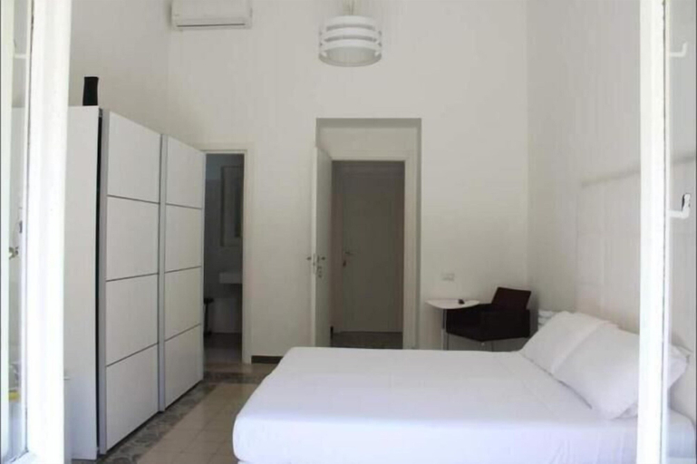 Bedroom 2, Cagliari d'Amare, Cagliari