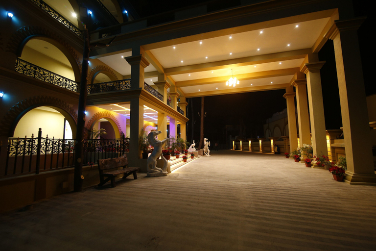 Others 5, GD Hotel, Navsari