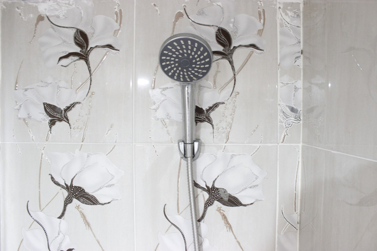 Bathroom 2, Spacious & Trendy Studio at Jarrdin Cihampelas Apartment, Bandung