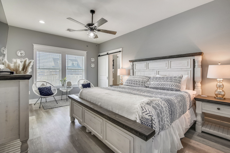 Bedroom 3, Insta-ahhh, Galveston