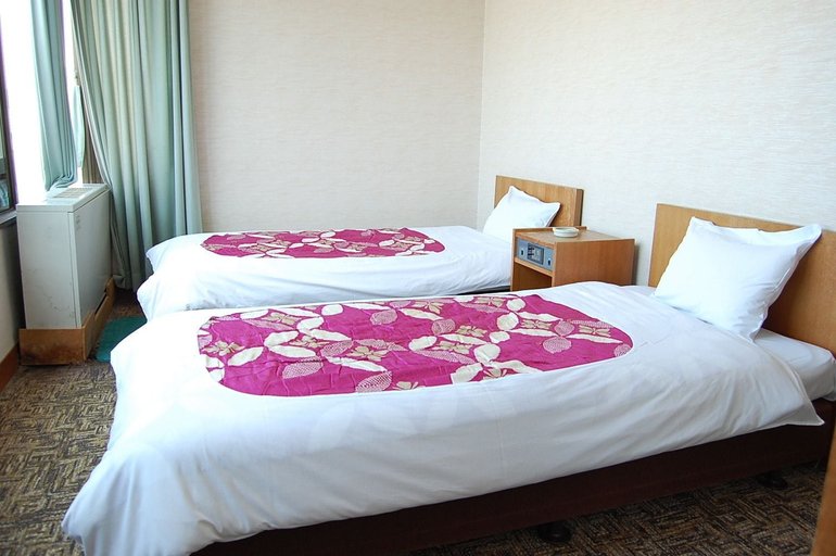 Bedroom 2, Kinpokan, Toba