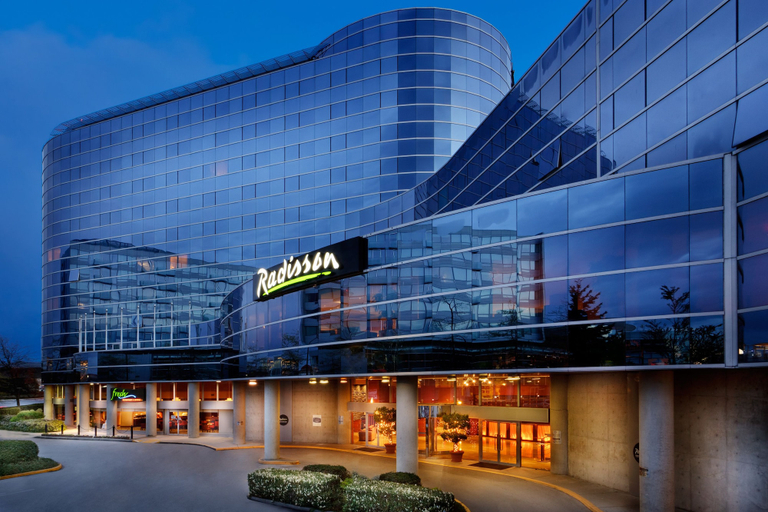 Exterior & Views 2, Radisson Hotel Vancouver Airport, Greater Vancouver