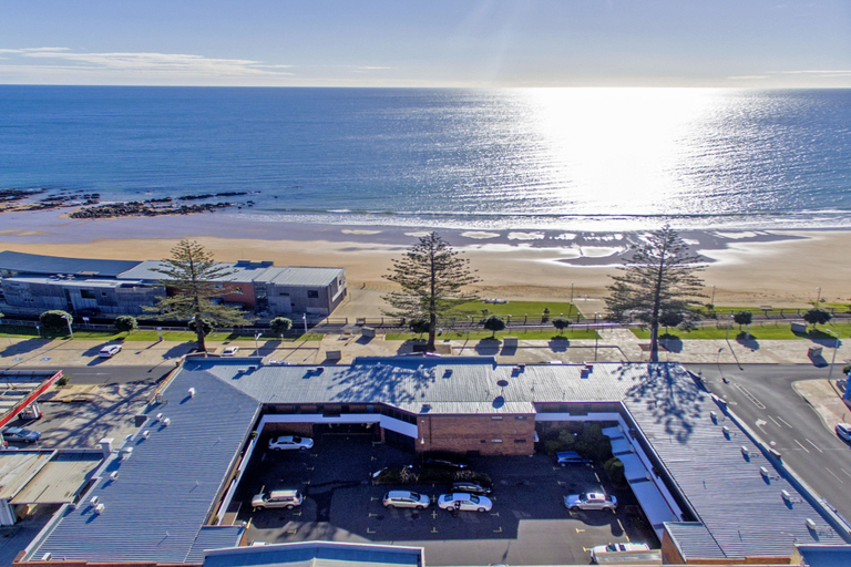 Exterior & Views 2, Beachfront Voyager Motor Inn, Burnie - Pt A