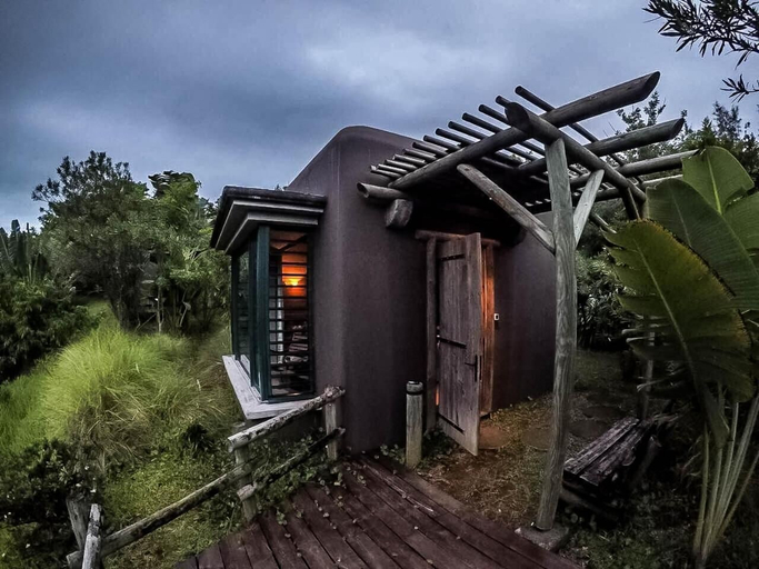 Exterior & Views 2, L'Exil Lodges