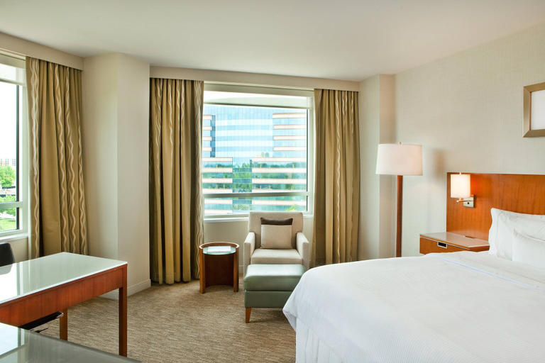 Bedroom 4, The Westin Washington Dulles Airport, Fairfax
