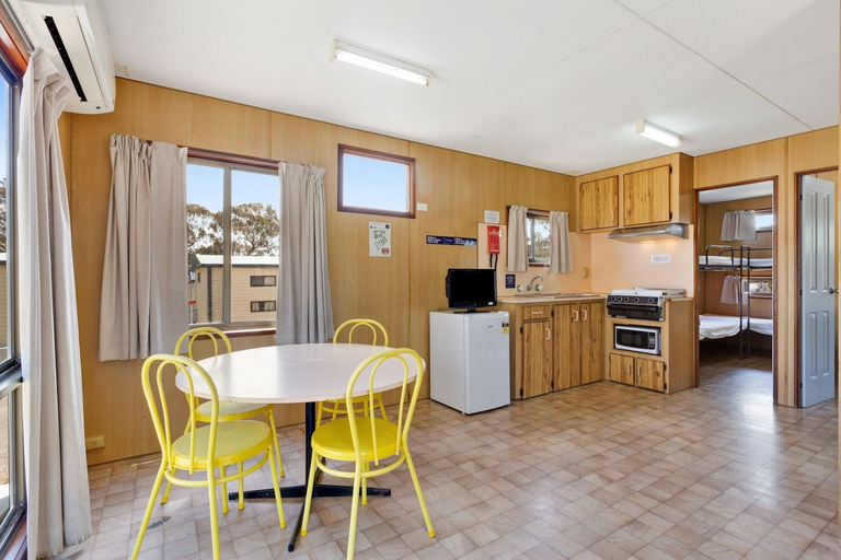 Others 5, Goulburn South Caravan Park, Goulburn Mulwaree - Goulburn
