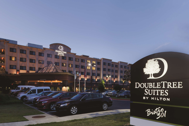 DoubleTree Suites by Hilton Bentonville, Benton