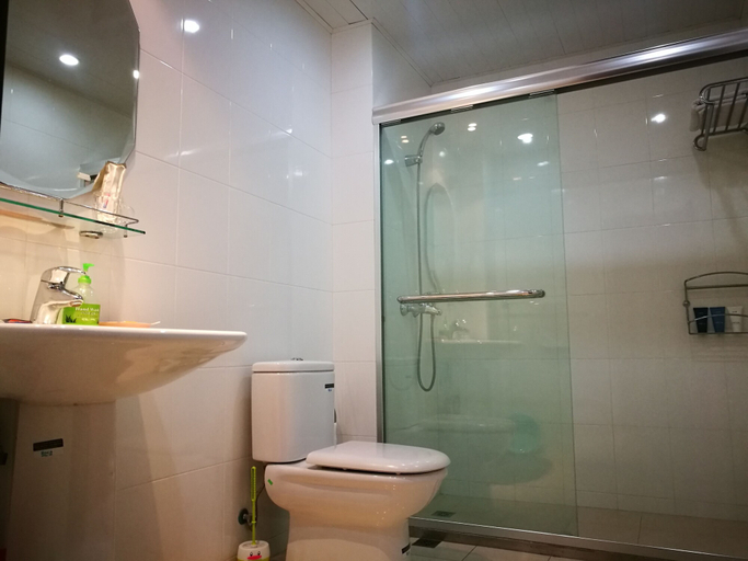 Bathroom 4, Shanghai The Bund View Guesthouse, Shanghai