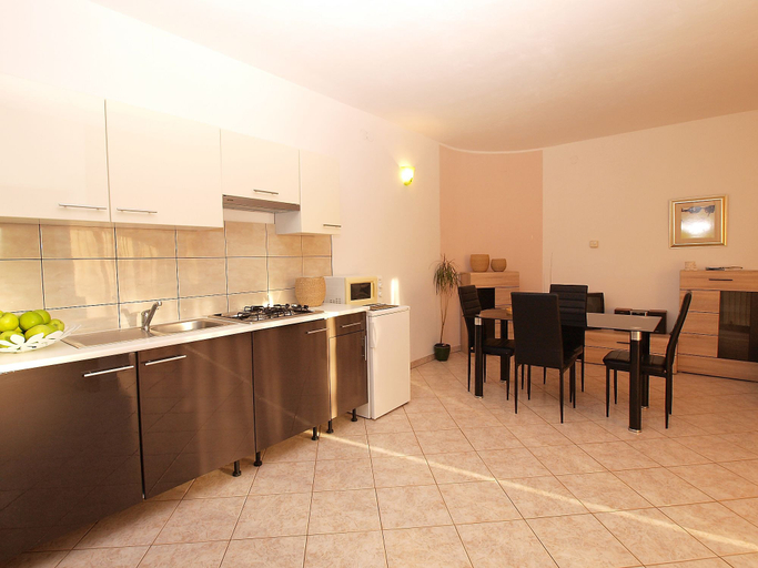 Food & Drinks, Apartments Dusanka 799, Vodnjan