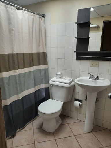 Bathroom 5, Hotel Villa del Sol