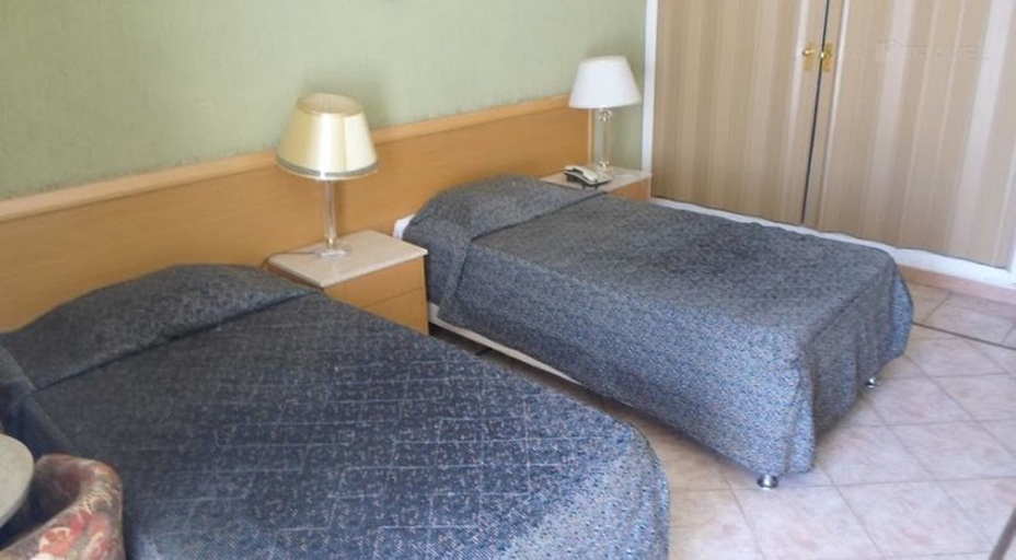 Bedroom, El Marsa, Staoueli