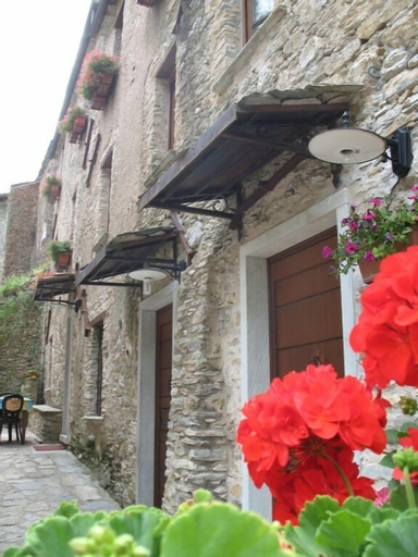 Exterior & Views 2, Antico Borgo Isola Santa, Lucca