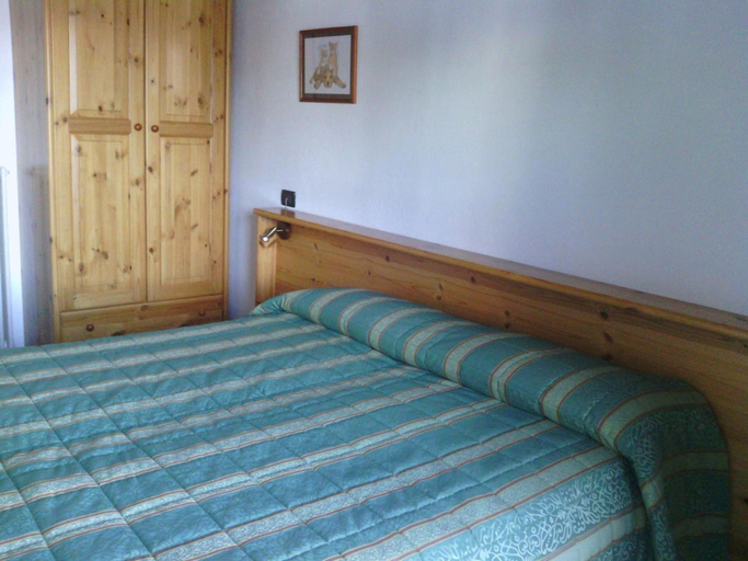 Bedroom 3, Savoia Debili, Torino