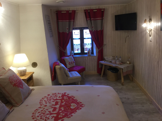 Bedroom 3, La Ferme de Là-haut B&B, Haute-Saône