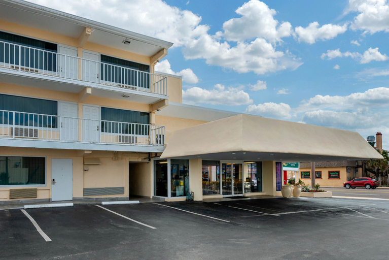 Exterior & Views 2, Quality Inn Daytona Beach Oceanfront, Volusia
