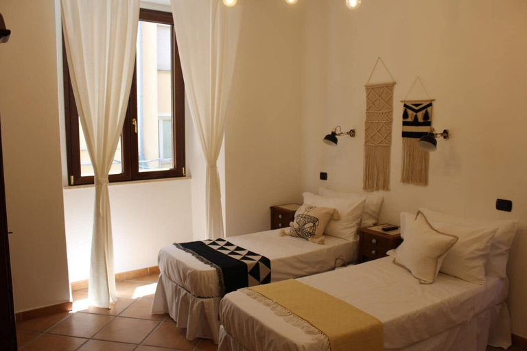 Bedroom 2, Cagliari Old Town B&B, Cagliari