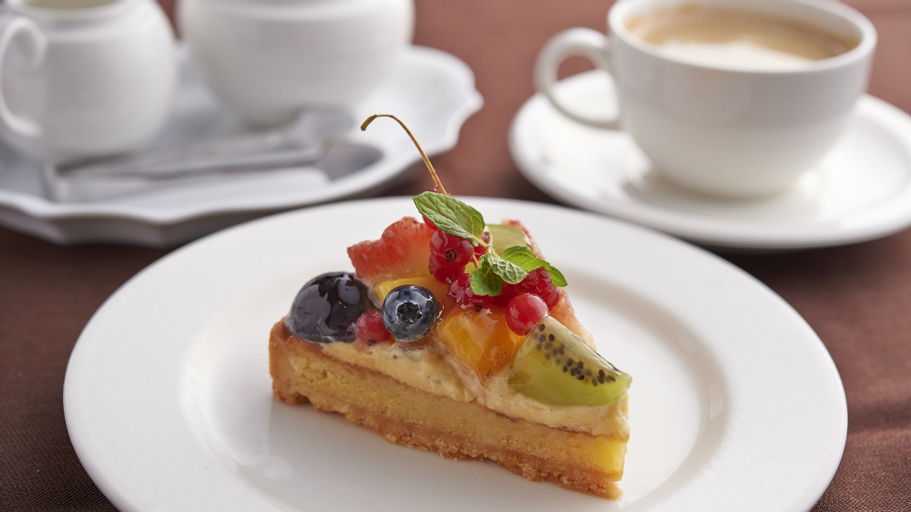 Food & Drinks 6