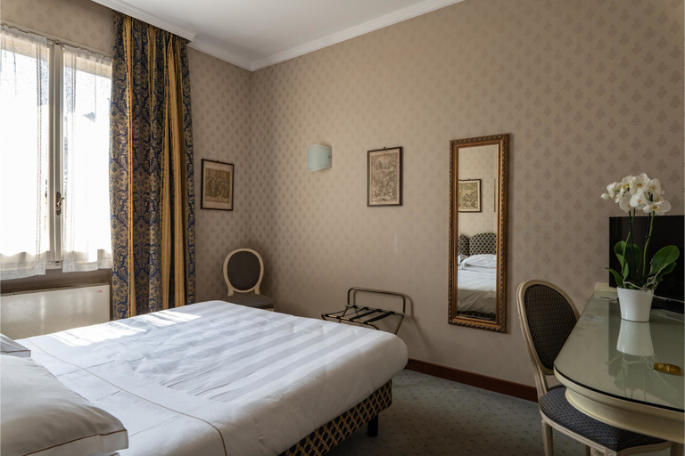 Bedroom 3, Phi Hotel Canalgrande, Modena