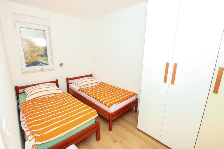 Bedroom 3, Vodopija Apartments, Poreč