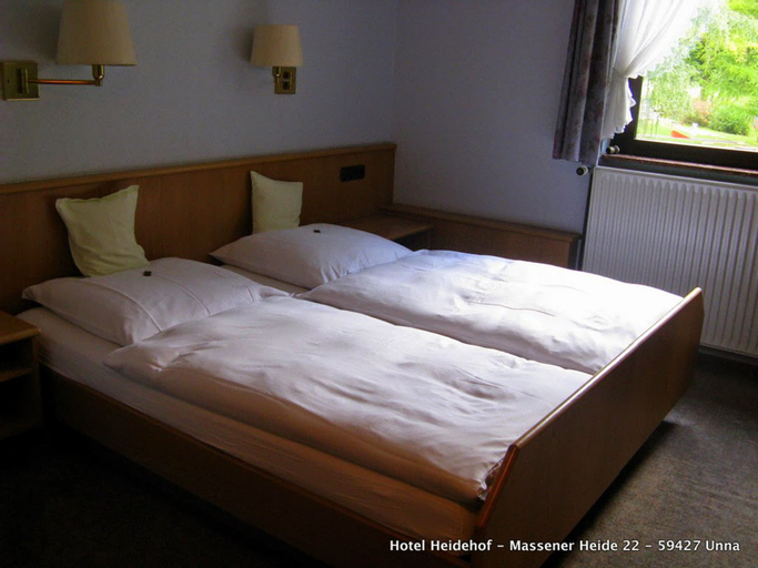Bedroom, Hotel Heidehof, Unna