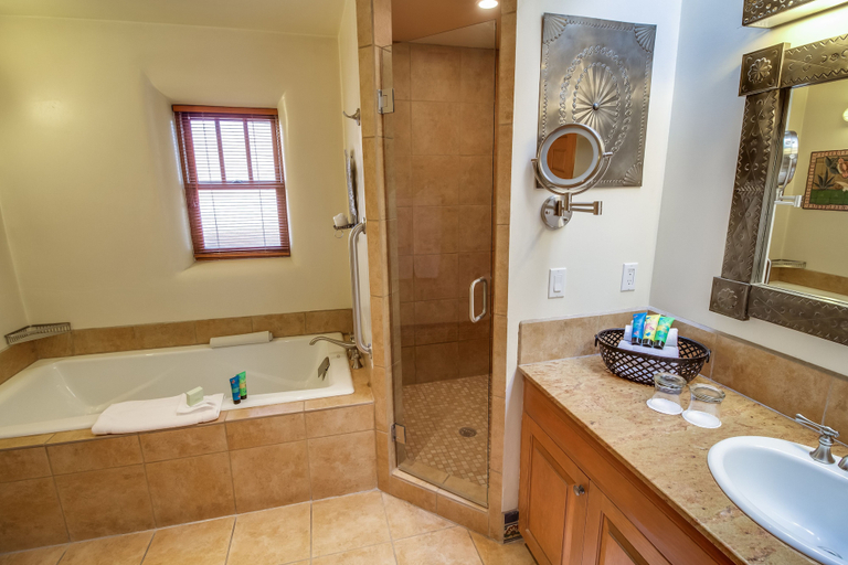 Bathroom 4, Inn on the Alameda, Santa Fe