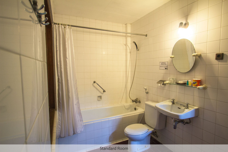 Bathroom 5, Duta Garden Hotel, Yogyakarta