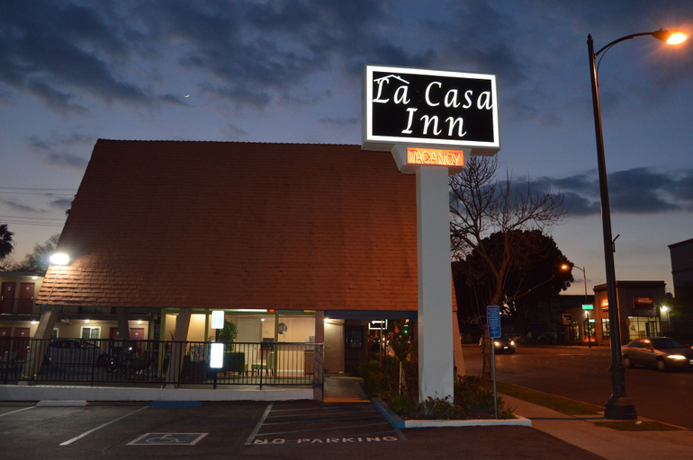 Exterior & Views 2, La Casa Inn, Los Angeles