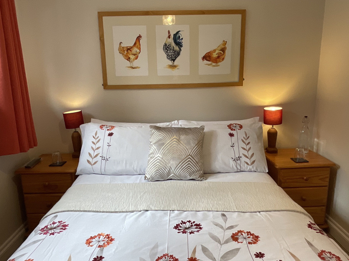 Bedroom 2, The Great Grubb, Devon