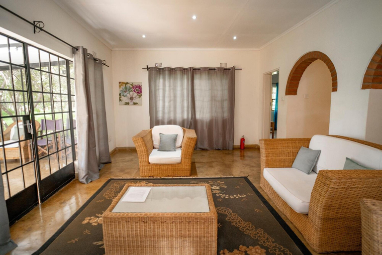 Bedroom 4, Eden Estates & Boutique Lodge, SC Njewa