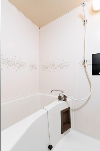 Bathroom 3, Il sole Kujo 501, Osaka