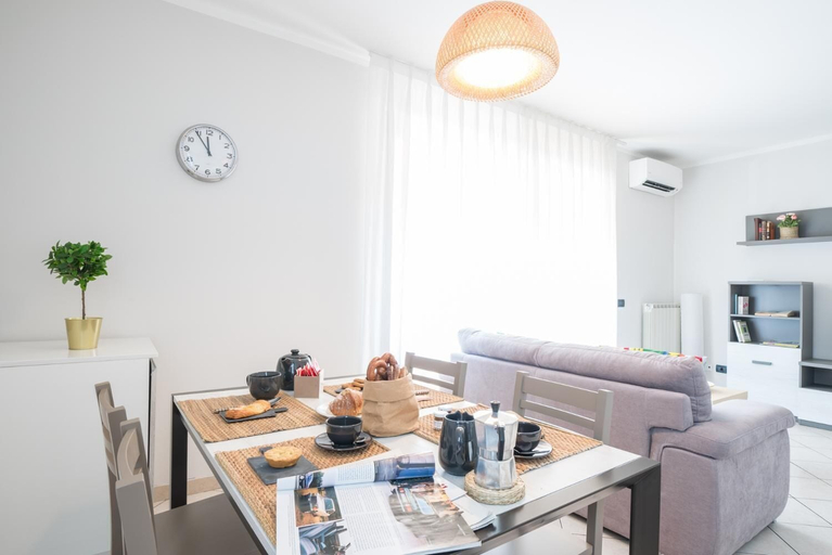 Room 3, Bright Apartments Sirmione -Sorgente Pool 1, Brescia