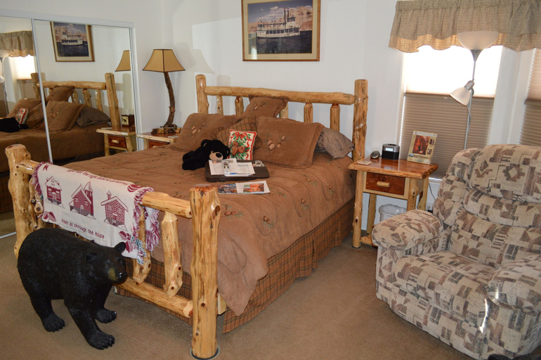 Bedroom 3, The Bear's Den B&B, Coconino