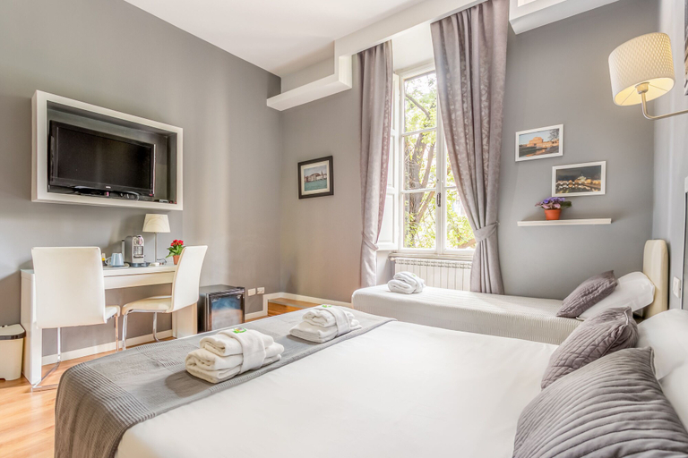 Bedroom 5, AmoRoma Suite, Rome