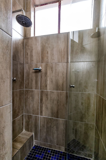 Bathroom 3, Aura Guest House, City of Johannesburg