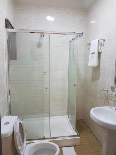 Bathroom 3, Beni Gold Hotels Apapa, Apapa