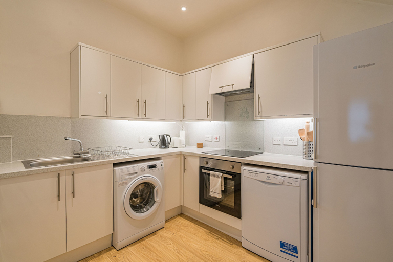 Others 5, 2 Bed Grassmarket Apartment, Edinburgh
