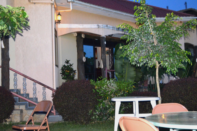 Exterior & Views 2, Great Wolf Hotel, Busiiro