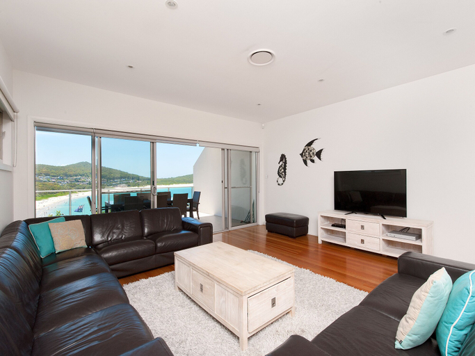 Others 5, Casa al Mare at Fingal Bay, Port Stephens